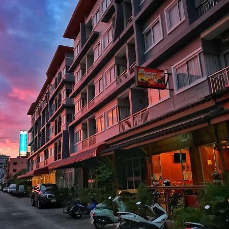 Tropical Sunset Hotel Patong Exterior foto