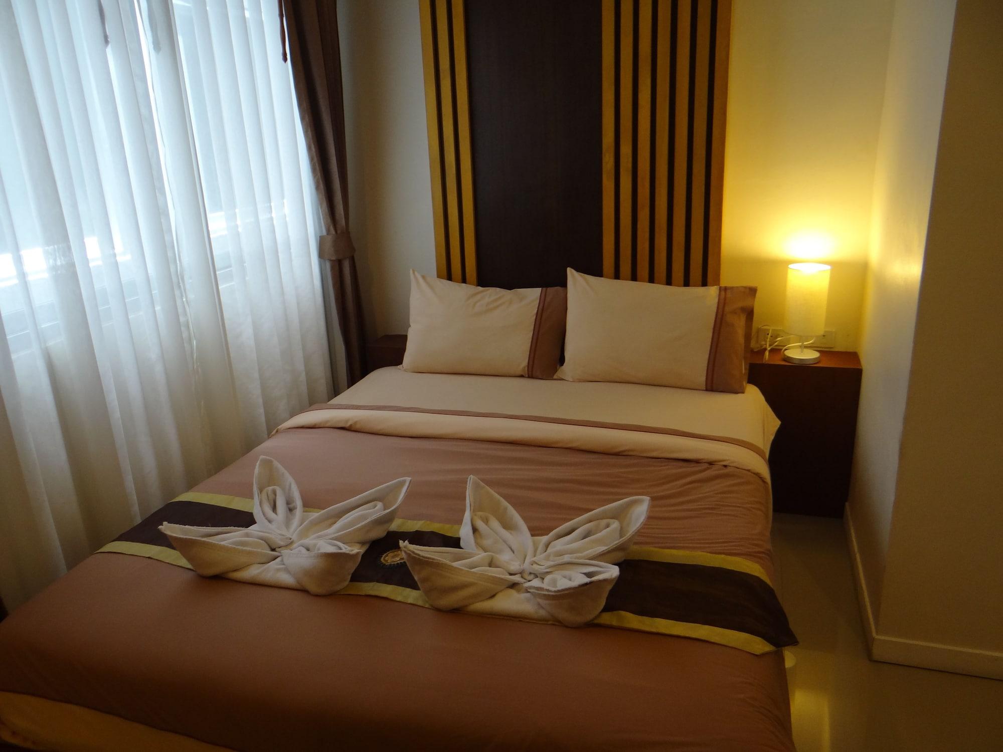 Tropical Sunset Hotel Patong Exterior foto